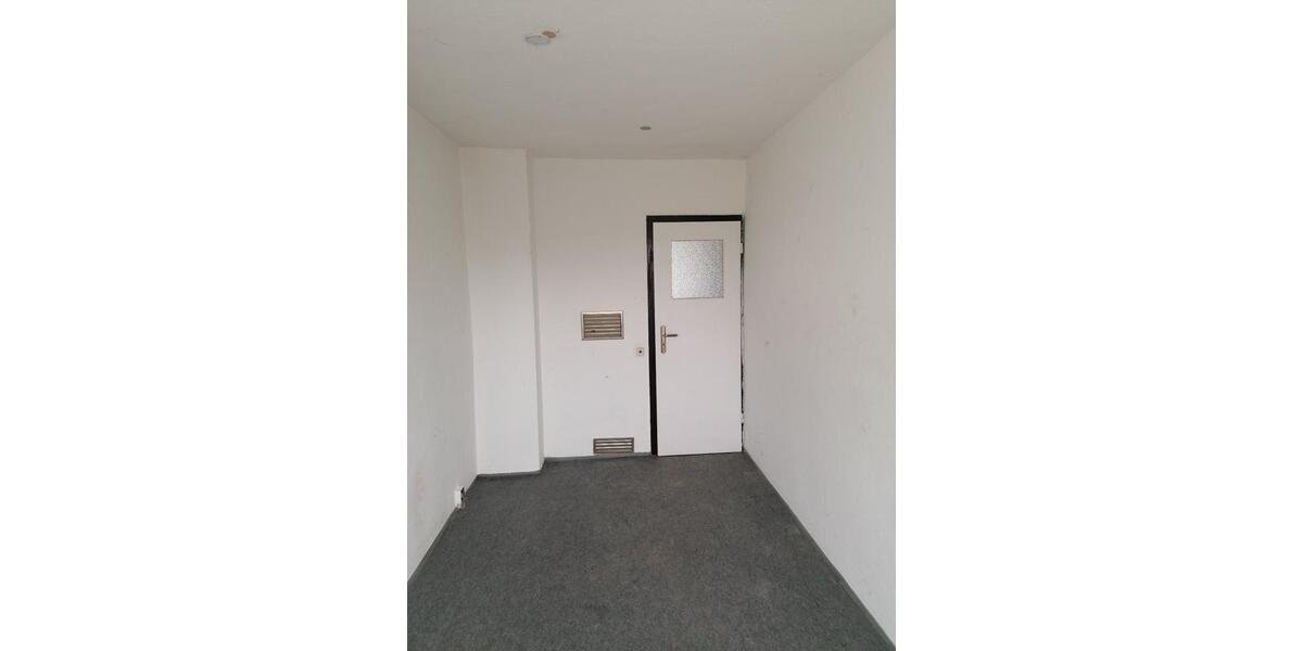 Etagenwohnung Luckenwalde - 4 Zimmer, 78 m&sup2;, 335&euro; | Angebot:26579532