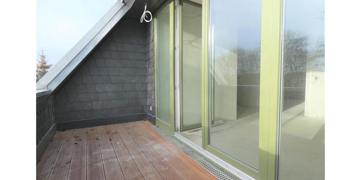 Dachgeschoßwohnung Naunhof - 2 Zimmer, 80 m&sup2;, 999&euro; | Angebot:25056005