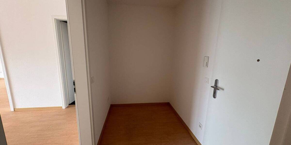 Etagenwohnung Amberg - 2 Zimmer, 64 m&sup2;, 700&euro; | Angebot:26740279