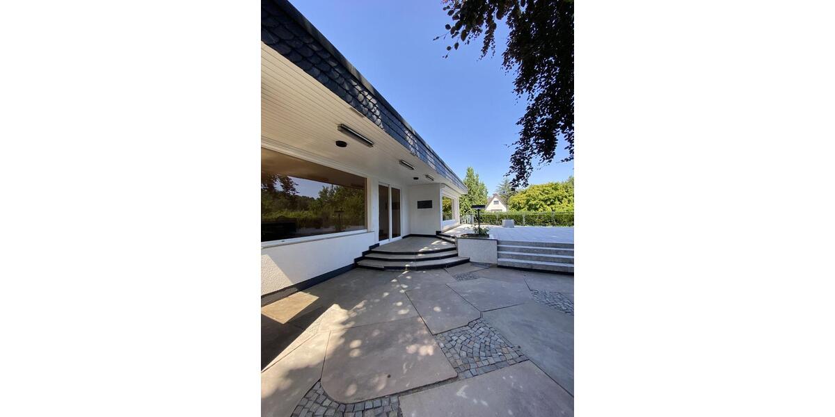 Einfamilienhaus Gummersbach - 6 Zimmer, 250 m&sup2;, 1.950&euro; | Angebot:25216498