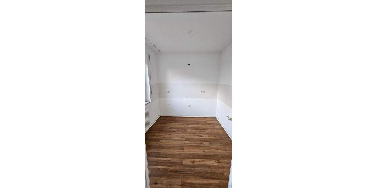 Etagenwohnung Wiesbaden Dotzheim - 2 Zimmer, 56 m&sup2;, 666&euro; | Angebot:25801107