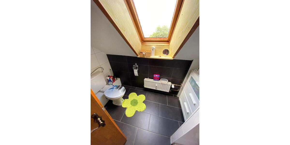 3-Zimmer 70-qm-DG Wohnung in Ilsede OT Adenstedt, 410 € 3 zimmer