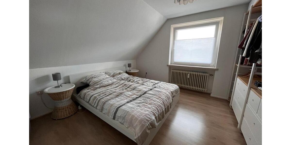 Dachgeschoßwohnung Lehrte - 3 Zimmer, 70 m&sup2;, 540&euro; | Angebot:26518190