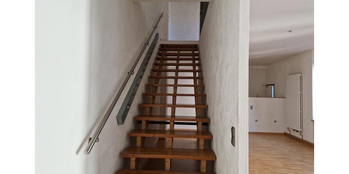 Schöne, helle 4-Zimmer-Maisonette-Wohnung mit Küche in der Innenstadt 4 zimmer