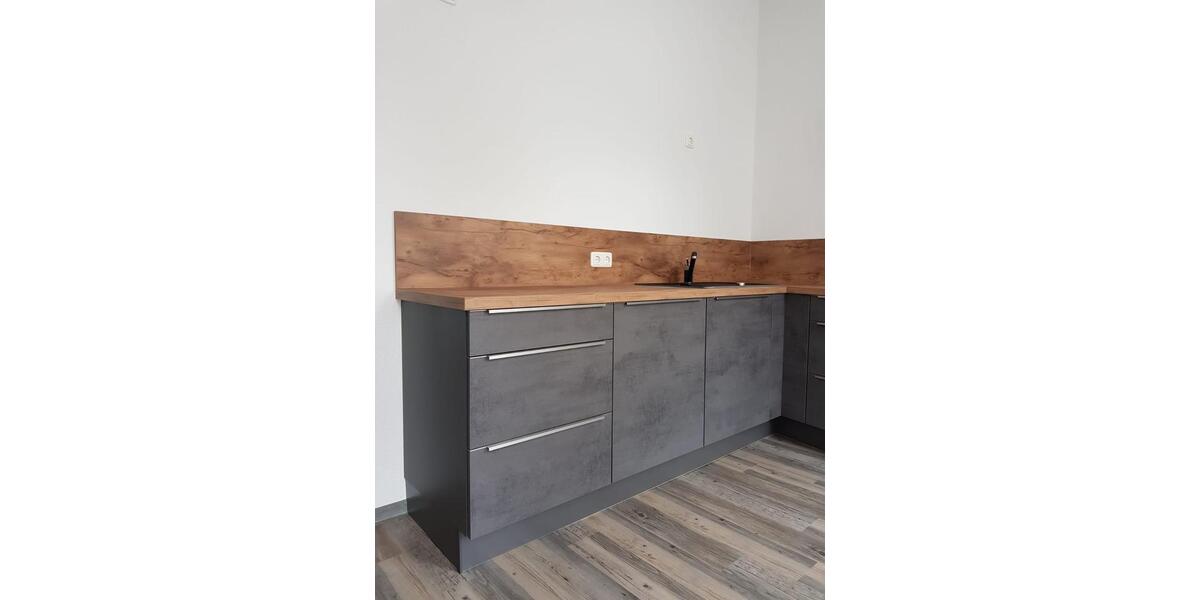 Etagenwohnung Zella-Mehlis Mehlis - 2 Zimmer, 75 m&sup2;, 563&euro; | Angebot:24626389