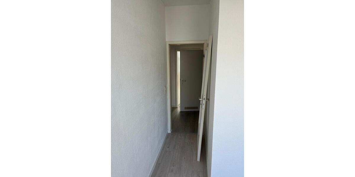 Etagenwohnung Riesa - 3 Zimmer, 73 m&sup2;, 437&euro; | Angebot:25646457