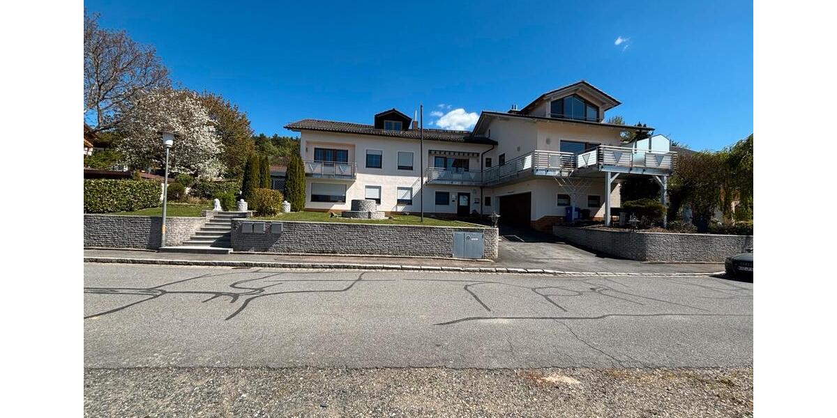 Erdgeschoßwohnung Chamerau - 3 Zimmer, 85 m&sup2;, 675&euro; | Angebot:26400526