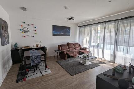 Helle 3-Raum-Wohnung mit großem Balkon im Neubau