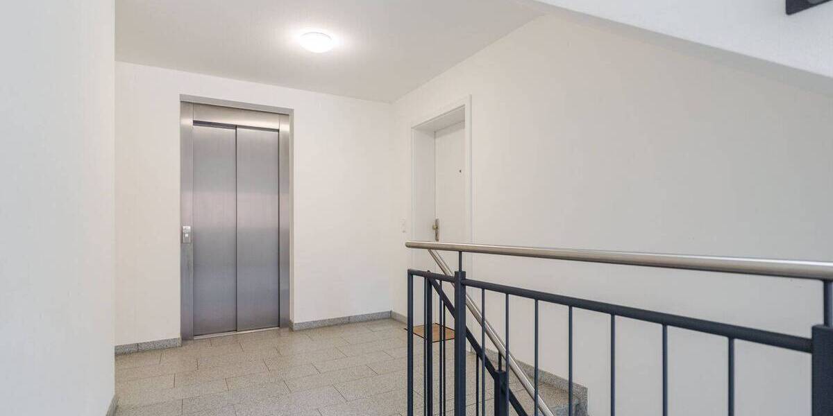Etagenwohnung Straubing - 2 Zimmer, 68 m&sup2;, 795&euro; | Angebot:26796210