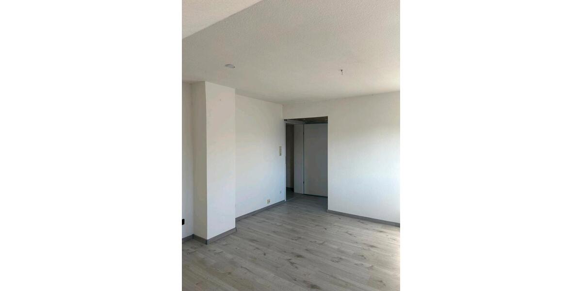 Dachgeschoßwohnung Edertal - 3 Zimmer, 70 m&sup2;, 450&euro; | Angebot:26652252