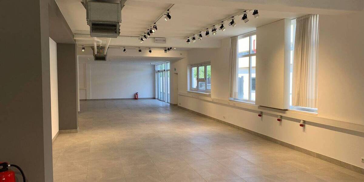 Gewerbeobjekt Schwarzach am Main Stadtschwarzach - 3.950&euro; | Angebot:25736614
