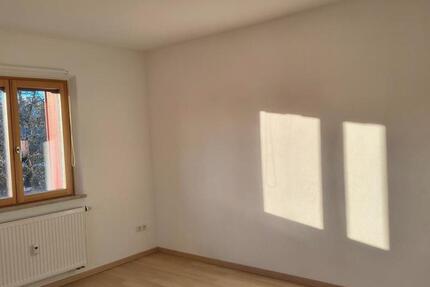 Wohnung Weiden in der Oberpfalz - 1 Zimmer, 17 m&sup2;, 250&euro; | Angebot:25263434