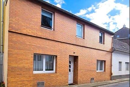 Haus Köln Nippes - 7 Zimmer, 154 m&sup2;, 3.000&euro; | Angebot:27615916