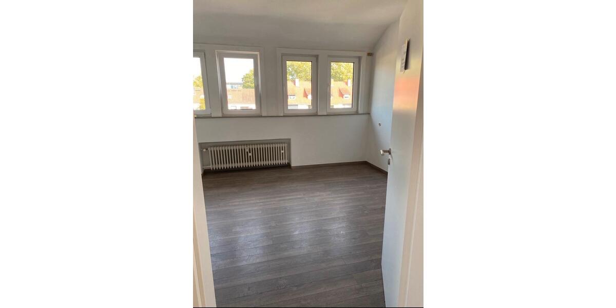 Dachgeschoßwohnung Stadthagen - 2 Zimmer, 70 m&sup2;, 950&euro; | Angebot:26626079
