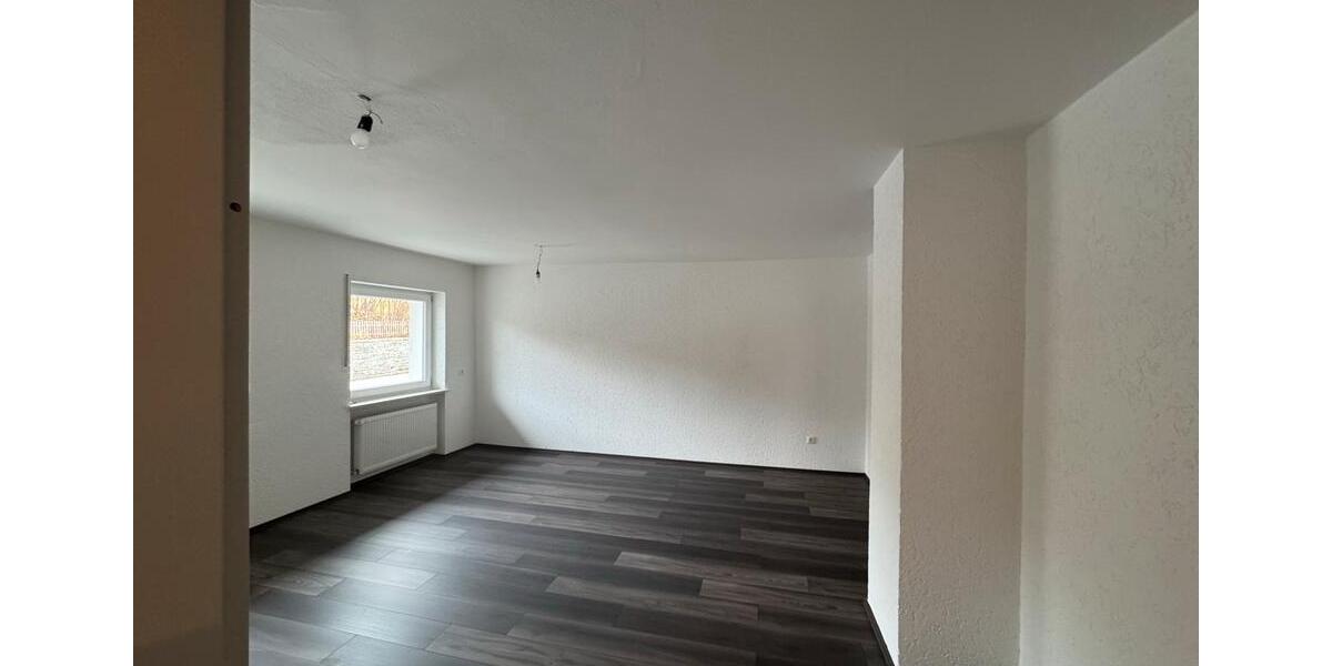 Etagenwohnung Viechtach - 4 Zimmer, 115 m&sup2;, 820&euro; | Angebot:25811067