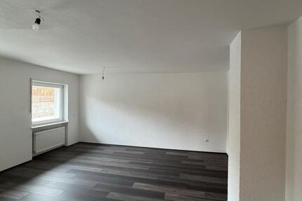 Wohnung Viechtach - 4 Zimmer, 115 m&sup2;, 820&euro; | Angebot:25811067