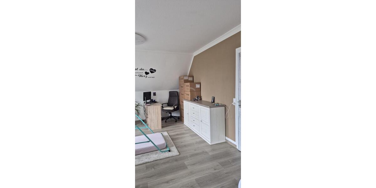 Etagenwohnung Altena - 3 Zimmer, 93 m&sup2;, 800&euro; | Angebot:26705002