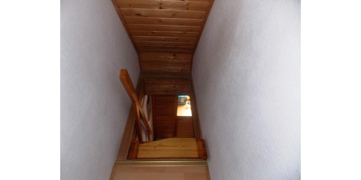 Dachgeschoßwohnung Faßberg - 4 Zimmer, 83 m&sup2;, 620&euro; | Angebot:26162102