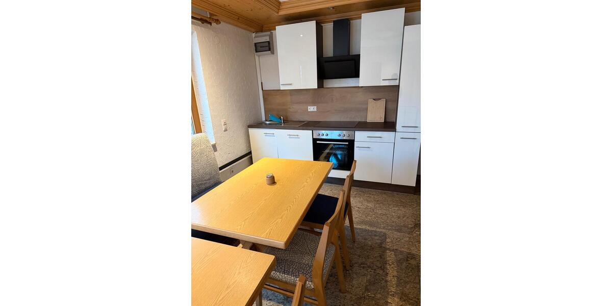 Wohnen auf Zeit Großbottwar - 10 Zimmer, 11 m&sup2;, 550&euro; | Angebot:24535157