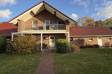 Große, familienfreundliche Wohnung mit Terrasse, Garten & Garage 10 zimmer