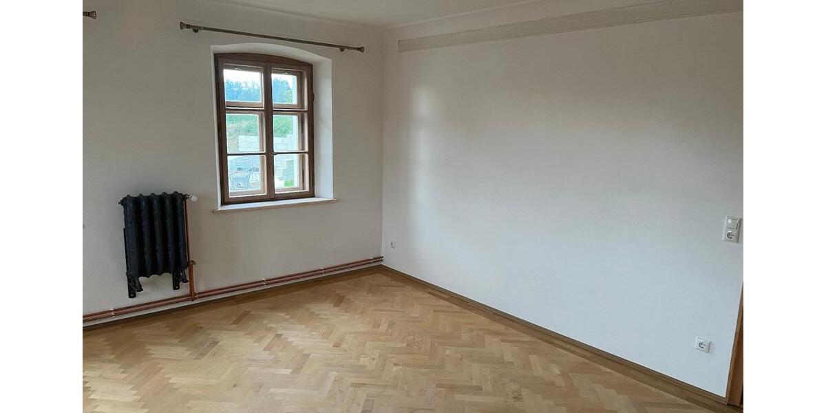 Etagenwohnung Bad Griesbach im Rottal - 2 Zimmer, 112 m&sup2;, 950&euro; | Angebot:25893407