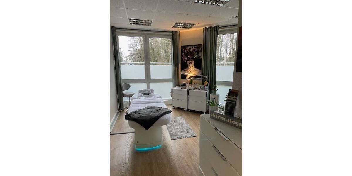 Gewerbeobjekt Steinhagen - 3 Zimmer, 120 m&sup2;, 1.200&euro; | Angebot:23886457