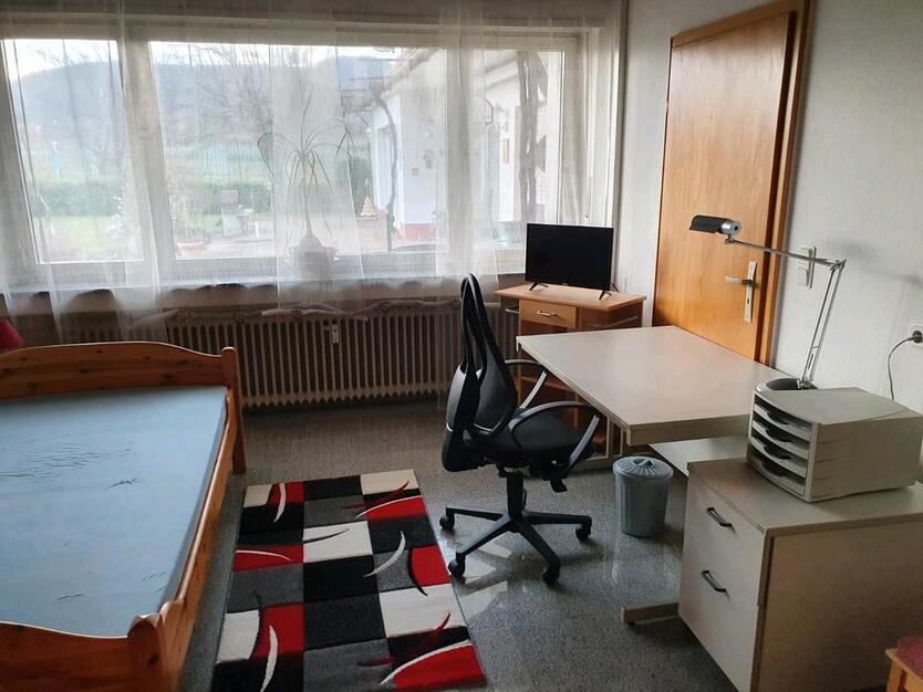 WG Zimmer ab SepOkt für Studenten der Finanzschule Edenkoben