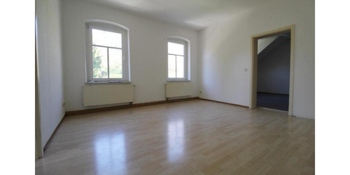 Dachgeschoßwohnung Lunzenau - 2 Zimmer, 53 m&sup2;, 270&euro; | Angebot:19883219