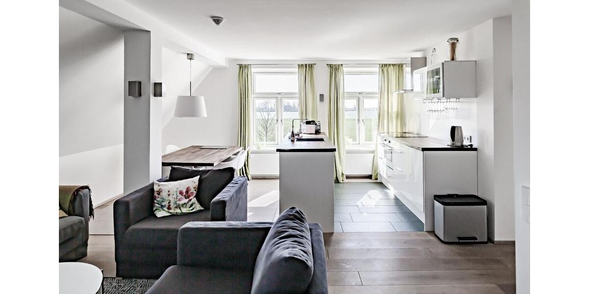 Dachgeschoßwohnung Garding - 3 Zimmer, 1.200&euro; | Angebot:22589022