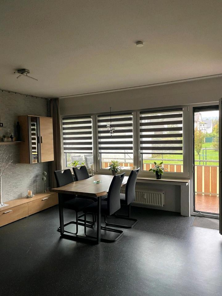 Schöne 3,5 Zimmer Wohnung in super Lage zimmer