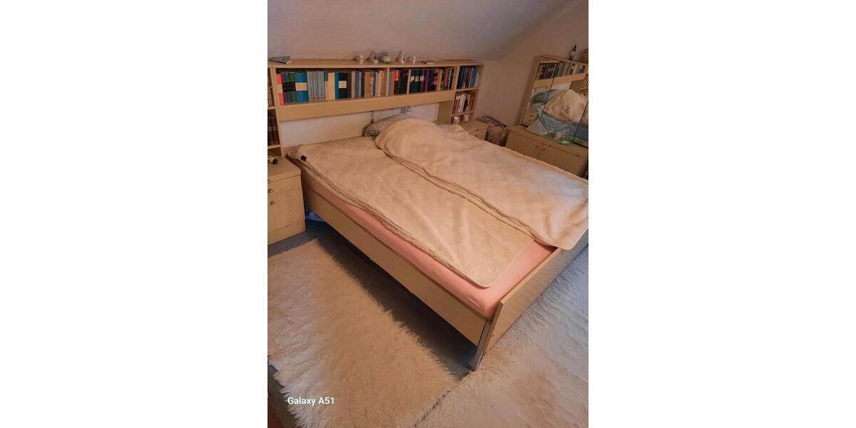 Einfamilienhaus Neuhaus am Rennweg - 6 Zimmer, 100 m&sup2;, 700&euro; | Angebot:26162714