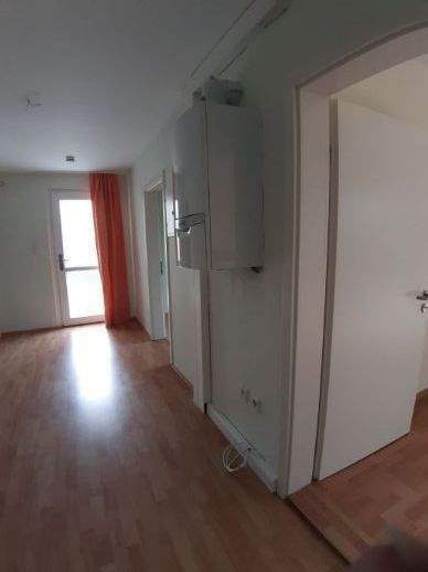 Etagenwohnung Erlangen Dechsendorf - 3 Zimmer, 66 m&sup2;, 650&euro; | Angebot:24357015