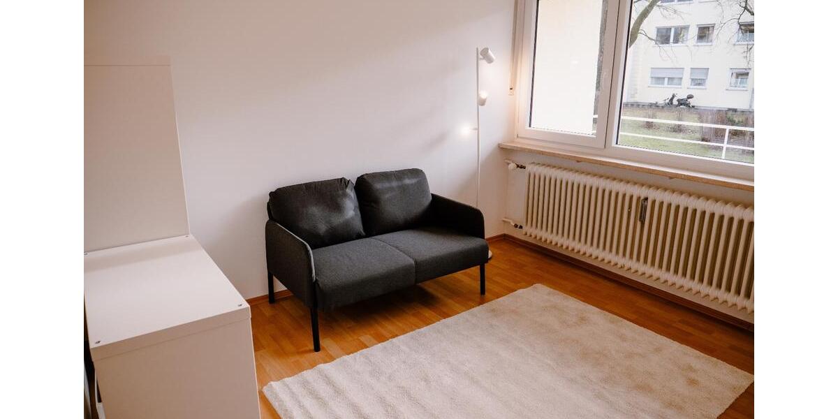 Helle möblierte Einzimmerwohnung (Perfekt für Pendler) 1 zimmer