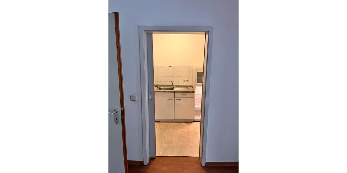 2 Zimmer-Whg. mit Gartennutzung am Galgenberg Regensburg zimmer