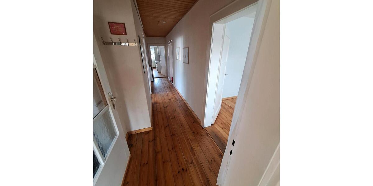 Etagenwohnung Münchberg - 3 Zimmer, 95 m&sup2;, 1.050&euro; | Angebot:24888926