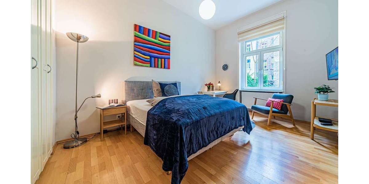 Etagenwohnung Frankfurt Sachsenhausen - 1 Zimmer, 26 m&sup2;, 1.300&euro; | Angebot:27004523