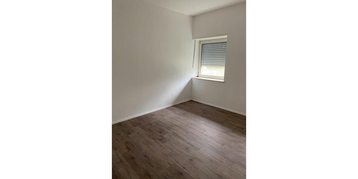 Erdgeschoßwohnung Mönchengladbach Nord - 2 Zimmer, 70 m&sup2;, 700&euro; | Angebot:25271180