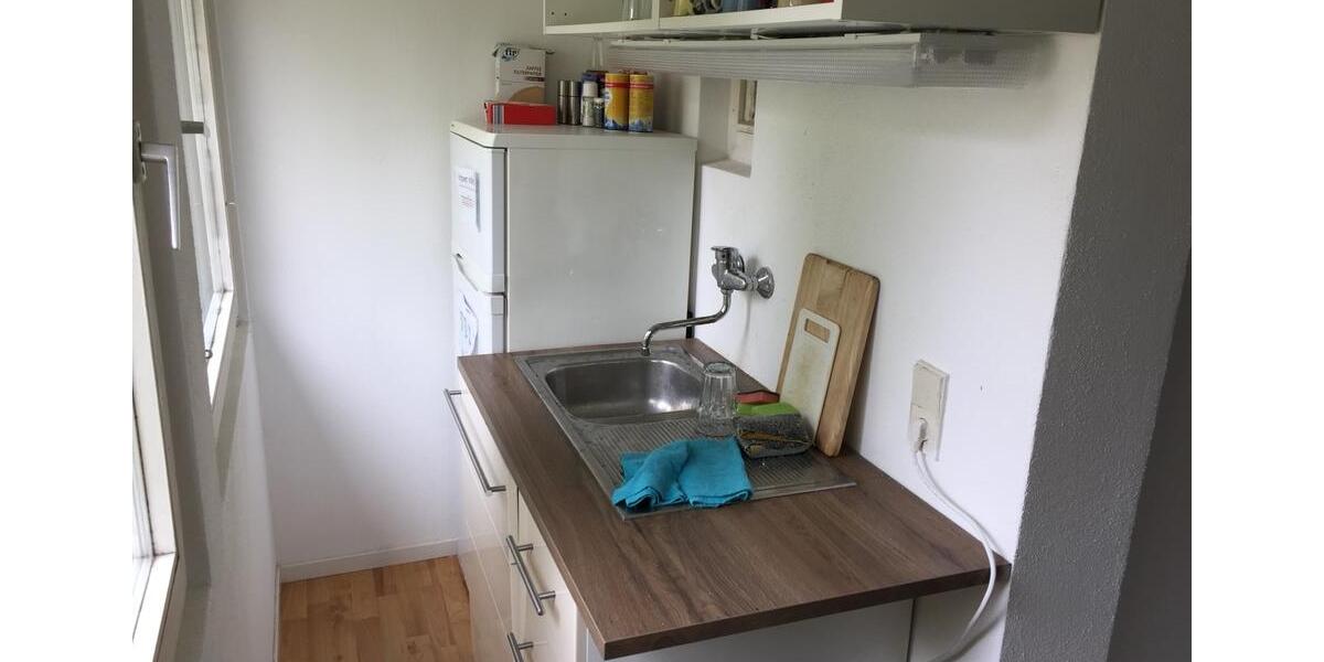 Wohnen auf Zeit Stuttgart Luginsland - 1 Zimmer, 10 m&sup2;, 440&euro; | Angebot:25937056