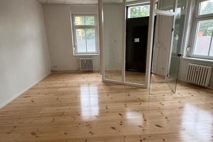 Helle EG-Bürofläche direkt am S-Bahnhof Strausberg zimmer
