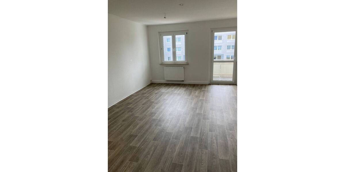 Etagenwohnung Gera Lusan - 3 Zimmer, 70 m&sup2;, 410&euro; | Angebot:26319114