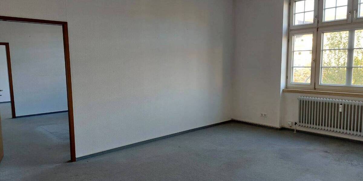 Gewerbeobjekt Saarbrücken St Johann - 5 Zimmer, 120 m&sup2;, 990&euro; | Angebot:26501573
