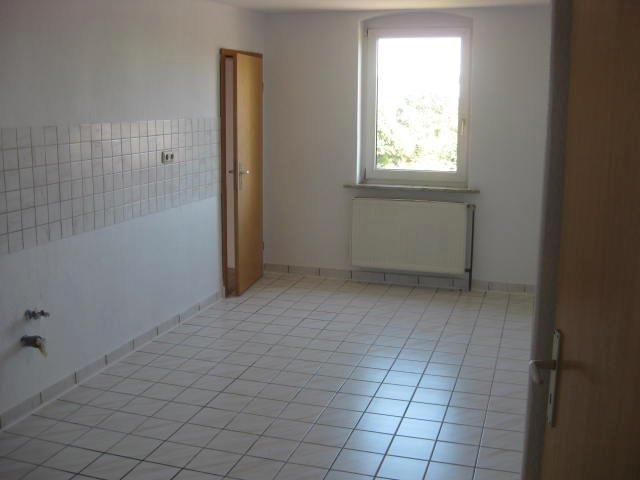 Dachgeschoßwohnung Uetze - 3 Zimmer, 92 m&sup2;, 700&euro; | Angebot:26567078