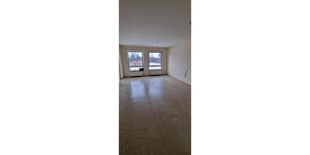 Erdgeschoßwohnung Doberlug-Kirchhain Kirchhain - 3 Zimmer, 79 m&sup2;, 499&euro; | Angebot:24589715