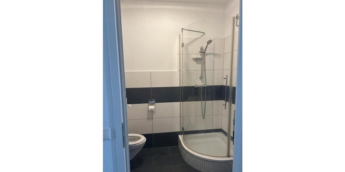 Etagenwohnung Landau an der Isar - 1.5 Zimmer, 36 m&sup2;, 600&euro; | Angebot:26661515