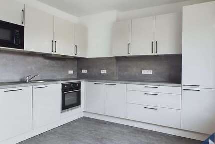 Wohnung Bochum Innenstadt - 3 Zimmer, 80 m&sup2;, 900&euro; | Angebot:27247173