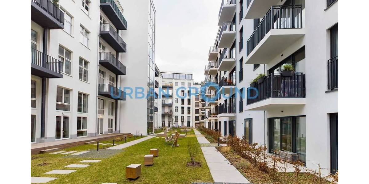 Etagenwohnung Berlin Mitte - 3 Zimmer, 81 m&sup2;, 2.160&euro; | Angebot:26513001
