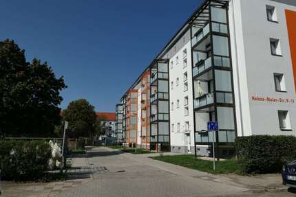 Wohnung zum Mieten in Dessau-Roßlau 370 € 51.7 m²