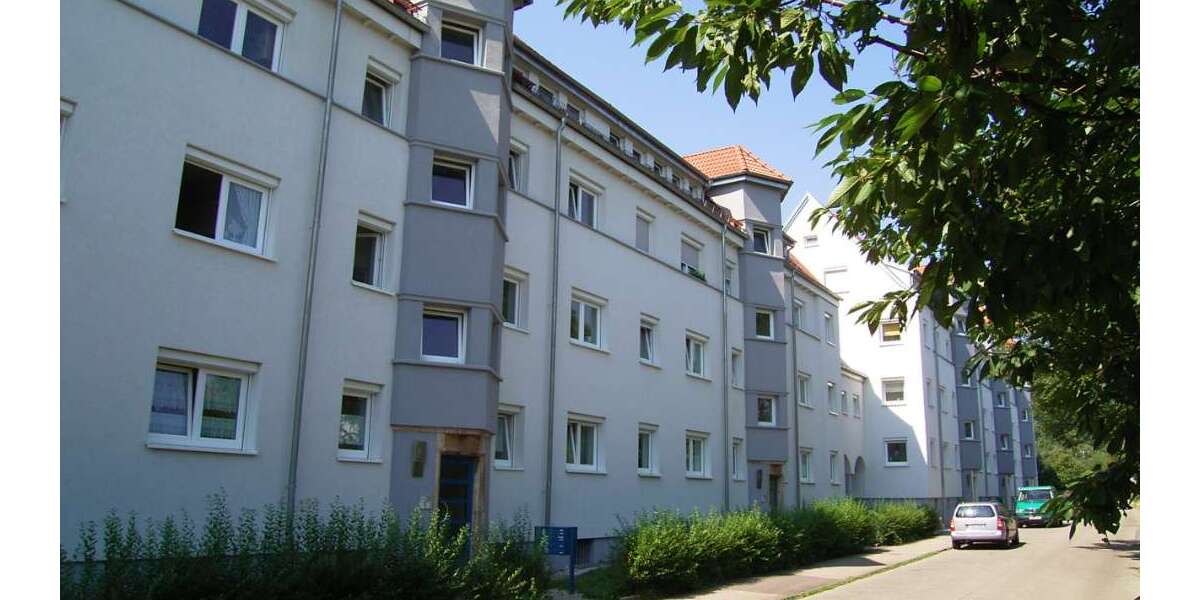 Wohnung zum Mieten in Stuttgart 1.117 € 93 m² 4 zimmer