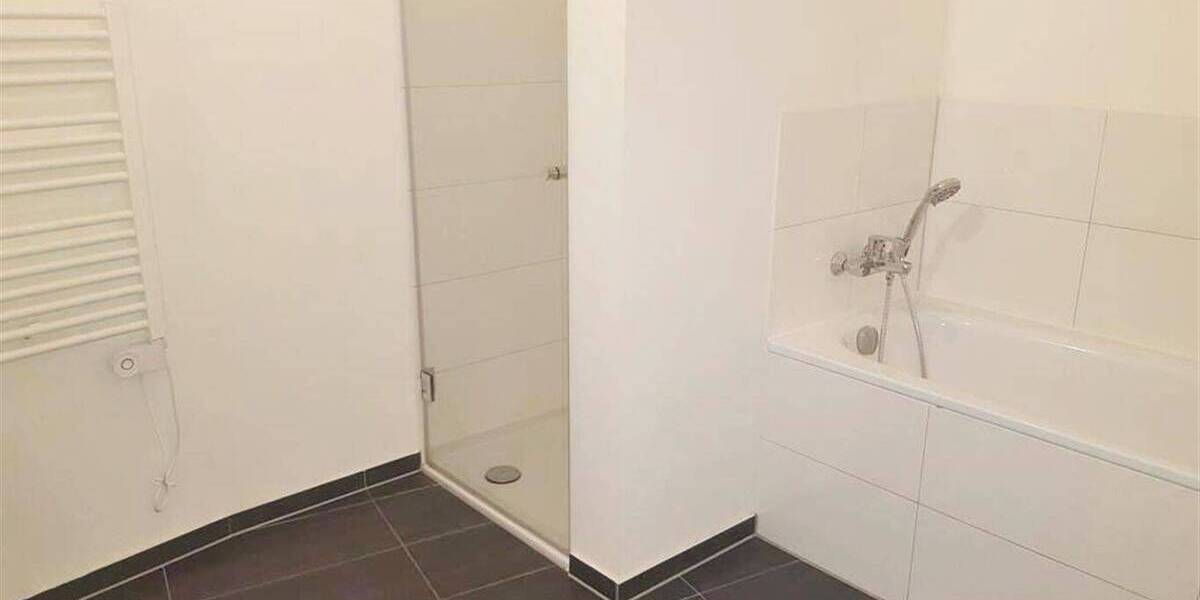 Etagenwohnung Mönchengladbach Stadtmitte - 3 Zimmer, 87 m&sup2;, 1.158&euro; | Angebot:26585753