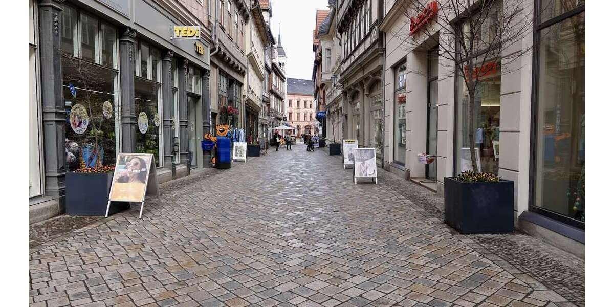 Etagenwohnung Quedlinburg - 2 Zimmer, 65 m&sup2;, 460&euro; | Angebot:26016703